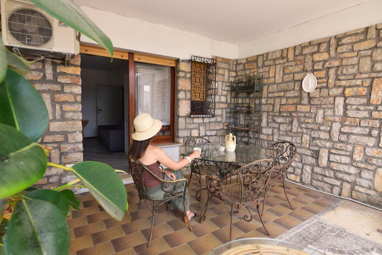Bed and Breakfast Un Ospite A Fontania Гаэта Экстерьер фото