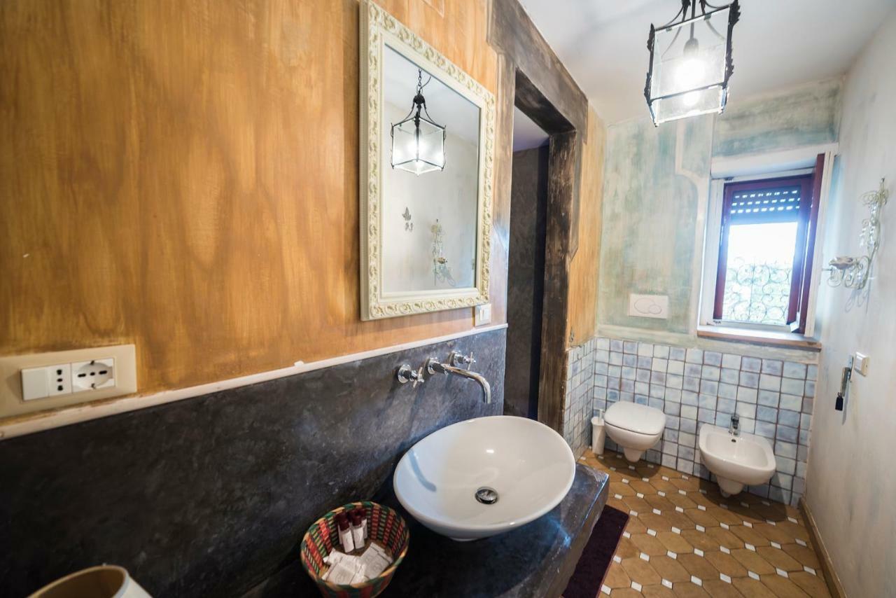 Bed and Breakfast Un Ospite A Fontania Гаэта Экстерьер фото